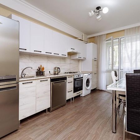 Apartament Confortabil In Centrul Orasului! Chisinau Exterior foto